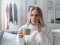 ¿Qué causa la sensibilidad dental y cómo tratarla?